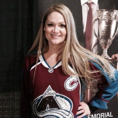 Just a Wyoming ranch girl that is a legalized drug dealer(Pharmacist, PharmD). Love animals and sports, especially hockey.