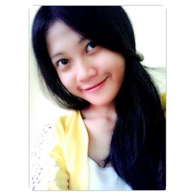 ChellyWahyuni's profile picture. 