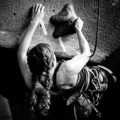 AdventureCarr's profile picture. 