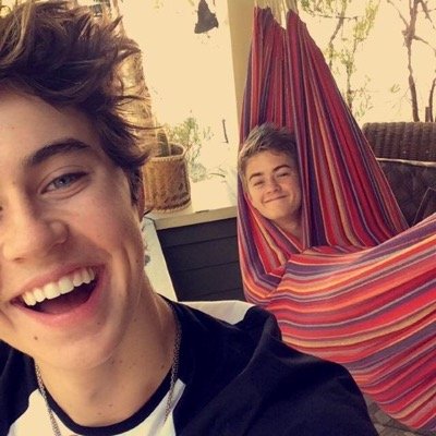 Pls follow @multigrier because you got this free follow and ask her for a dm to Nash and Jacob if you want