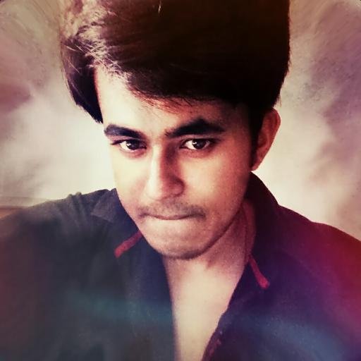 Software Engineer  | Amatuer Photographer | Philanthropist | Foodie