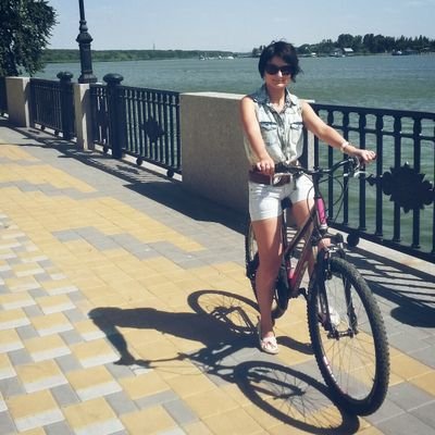 _sun_tina_'s profile picture. 