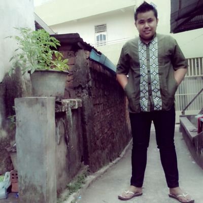 herlysukarno's profile picture. palembang