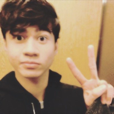 please dont give up @caltastichemmo knows your sunshine will notice how fucking amazing you are
