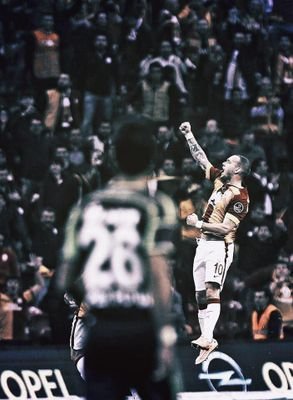 Bilgisayar meraklısı, kod emekçisi, hem okur hem de yazar. #JohanErikCalvinElmander