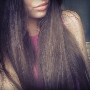 WoodsTilly's profile picture. #tb to prom ✌️