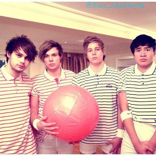 5sos_lashton96's profile picture. 24'06'14 WWA ❤ 20'05'15 ROWYSO ❤ - 5SOS 卌 - you look like a frog