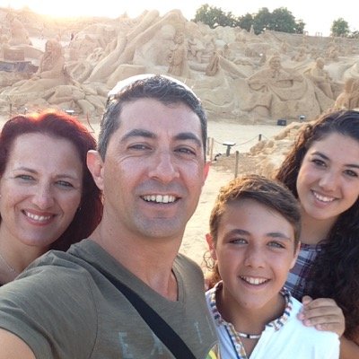 RogerCelecia's profile picture. 