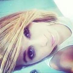 tenho 20 anos ..... sou tipo de menina que adora sai com os amigos , também gosto de curti  família odeio falsidade e mentiras ....sou legal e simpática...