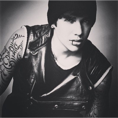 Taken by @bcdasslover ❤|shes mine you touch her you will fucking die