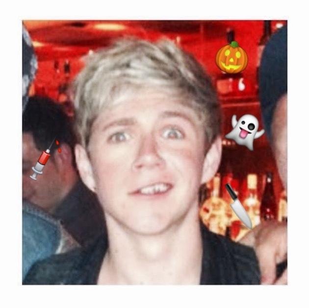 IF YOU FOLLOW @DECEASEDHORAN THEN I'LL GIVE YOU PIZZA AND A FOLLOW ♥♥