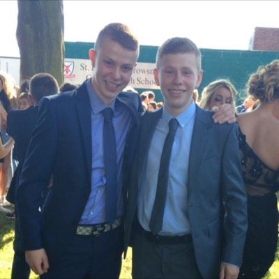 LloydBoring's profile picture. just a normal ginger lad from wigan, enjoy going a inch deep in my mum and chloe 
ps anyone seen my badge?