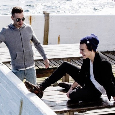 enjoy your free follow :) follow @crushonpayno back