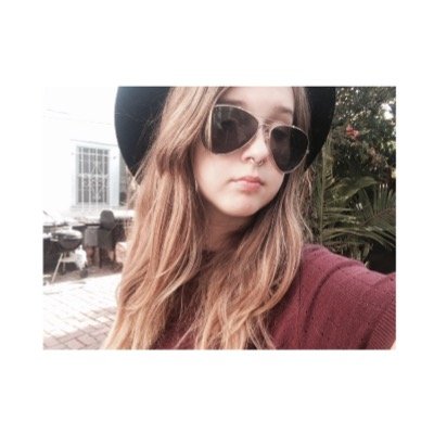 мυѕιc ιѕ lιғe♫ praιѕə da ғandoмѕ☯ ι worѕнιp тнə walĸιng dəad☠ ѕιngər➳, acтrəѕѕ➵, pнoтograpнər➸ ѕəcrəтly wə'rə all pυnĸrocĸərѕ wιтн ғlowərѕ ιn oυr нaιr❃