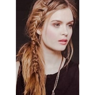 16. Hija de Iris • Hermana de Grace •