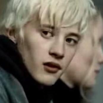 hidekiyoshisue's profile picture. アフィリエイトの基本的なことを呟いてます。