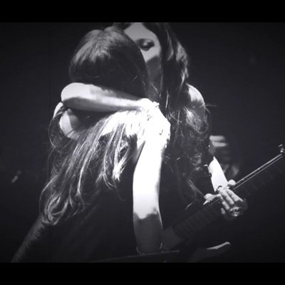 Cantas , de sobra sabes que tu eres la primera ... ~VM ML~