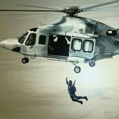 : ليست كل الأوقات جميله ولا كل الأحلام تتحقق ، ولكن أبتسسسم .. ودع المقادير على الخالق ,