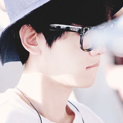 pabobaekhyun's profile picture. ill be at @luckystcr