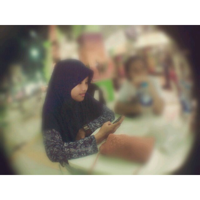 Allah s.w.t | sayang mama sama papa:* |@BelgiaTujuhDee @DelapanD8