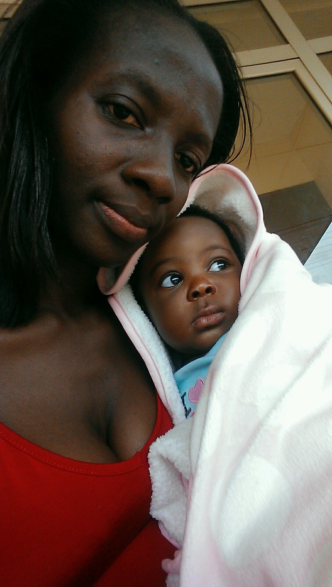 ebanibee's profile picture. 