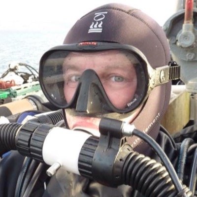 Diver, numptee rebreather diver newbie, trainee mountaineer & part-time runner.