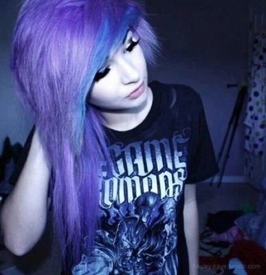 Skylar / 16 / Taken by Ryver (@spermtoast345) / Bi / Depressed, scarred and hurt...
