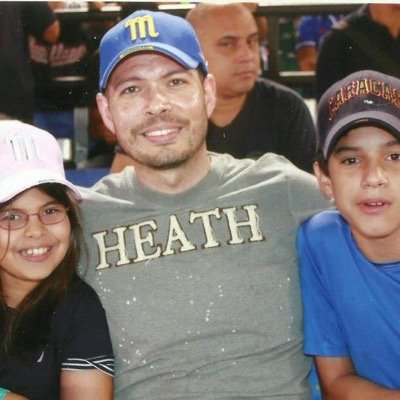 zamcesarc's profile picture. 