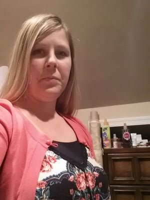 18e450e3d52d458's profile picture. 