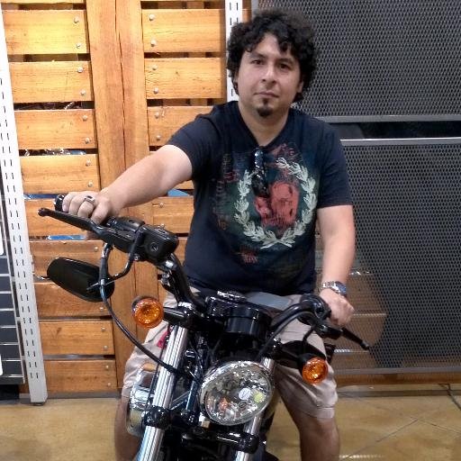 Pronuncieishon's profile picture. Aprende a cantar en Inglés fácil con la pronunciación fonética de las canciones!