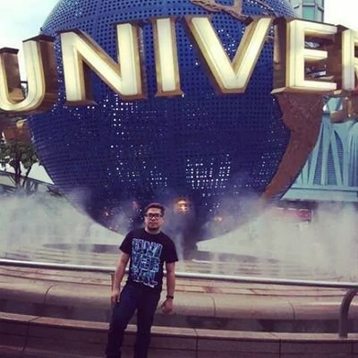 ralphelmo's profile picture. armed to be FAMOUS