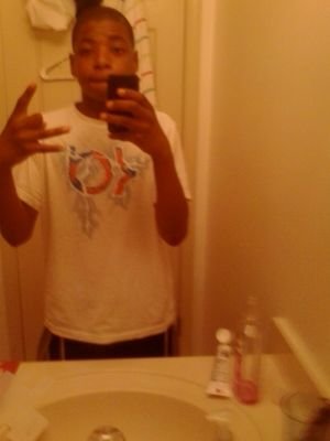 life dosent always give u lemons sometimes it throws bullets learn to dodge them-BEAZY