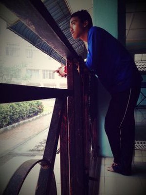 kamilalong_'s profile picture. jka dia baik utk dunia akhirtku mka satuknlh kmi dlm istilh cinta yg berakhir dgn PERKAHWINAN,tpi andainya dia tdak baik utk ku mka pishkn dlm istilh PERSHBTAN