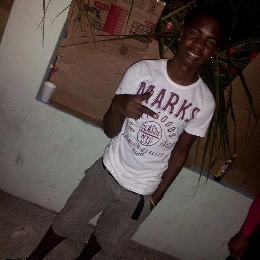 FAMOSO' DESDE NACiiMiiENTO' AMO' AH DiOS SOBRE TODAS LAS COSAS ♥ SiiN IMPORTAR LOK PASE' :DD ME SIENTO' ORGULLOSO POR TENER LA MADRE QUE TENGO' ♥
Kσqüєτh -Ӎαℓα