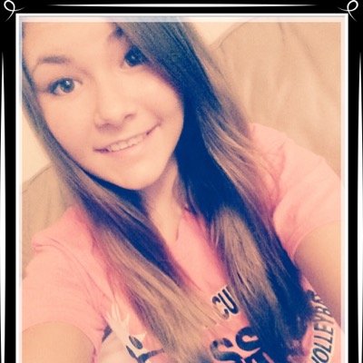 ᏴᏒᎥᎪᏁᏁᎪ ᎦᎥᎷᎷᎾᏁᎦ
Taken 10'13'14 ✊Volleyball #10✊
BCHS/FRESHMAN 
I sing karaoke love gaming into country and rap, outgoing hmu?