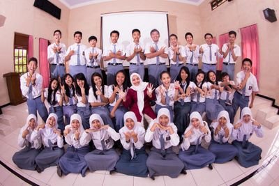 Official twitter of XII IPS 1 SHS 1 Kepanjen '11-14
