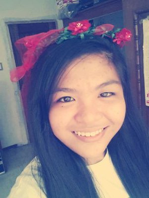 hates plastics . hindi snob . 13 yrs old . mabait . anime lover . simple . kpop lover . Follow Me and I'll Follow You Back