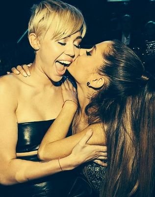 ArianaGraaande ❤