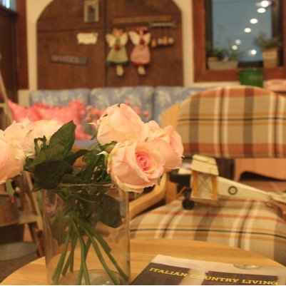 nathaniasera's profile picture. 