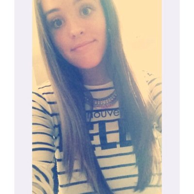 Vriendinnen❤️- hockey❤️- MB1 ❤️-13 jaar❤️- effent❤️- instagram sanne_01 ❤️- Dongen❤️ snapchat: sanne-01 ❤️