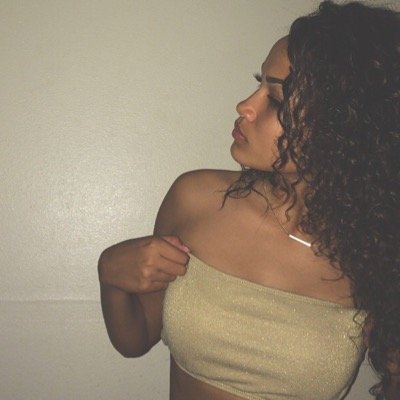 _biggballin's profile picture. curve.