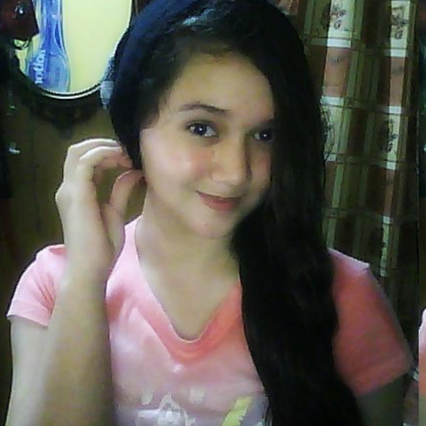 Simple girl with huge DREAMS :)