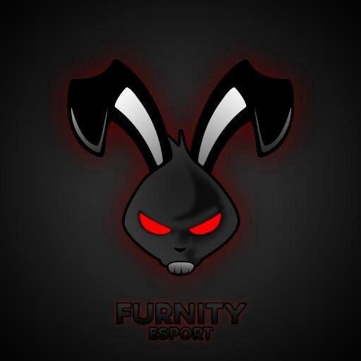 Equipe FIFA dans la structure @Furnity_esport - azKiNN - Xkaa - Santa -