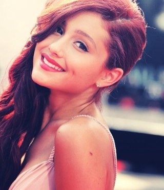 ~~~My every thing ARIANA GRAND~~~LONDON