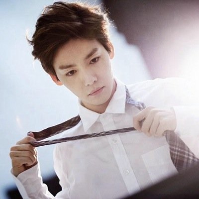 김진우 - [W]INNER CIRCLE 2014 S/S - the oldest& regarded as the cutest member of WINNER - smile again, 제니 김.