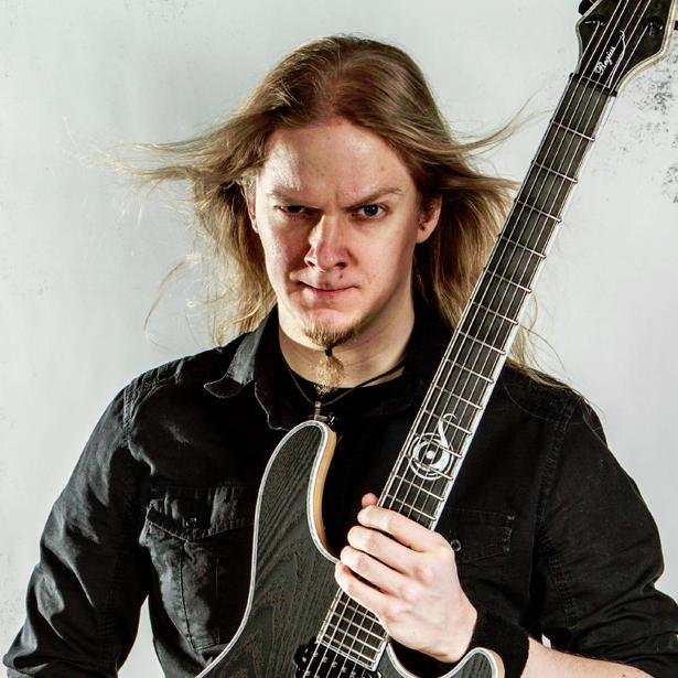 Prog-ramming Ninjaneer. Guitarist at @medicatedband. Doing some programming. Working on ninja skills.