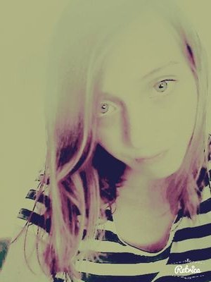Bref comment me décrire..... conne