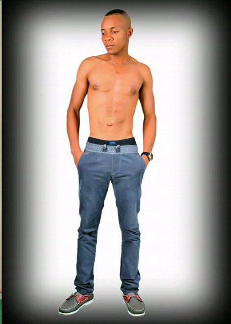 Quincy jonathan a Nigerian RnB/Hipop singer, song writter $ a Dancer 08167051422  ... 235CDA9C..