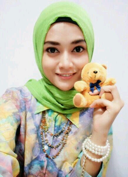 sofiearafah's profile picture. I just snap what i like. Thank you for follow and unfollow me.. Cheers :) #ayashofya