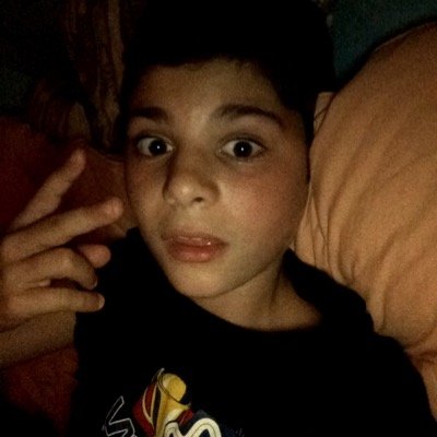 sup guys im a 11 year old skater/thanks for all the suport u give me/IG sp00n_21/VINE skating sp00n